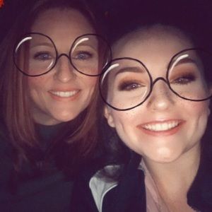 Meet your Posher, Clara